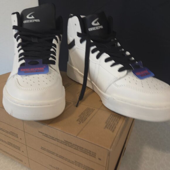 New With Tag All White Geer Sneakers Size 11 Very Nice! - Picture 2 of 7